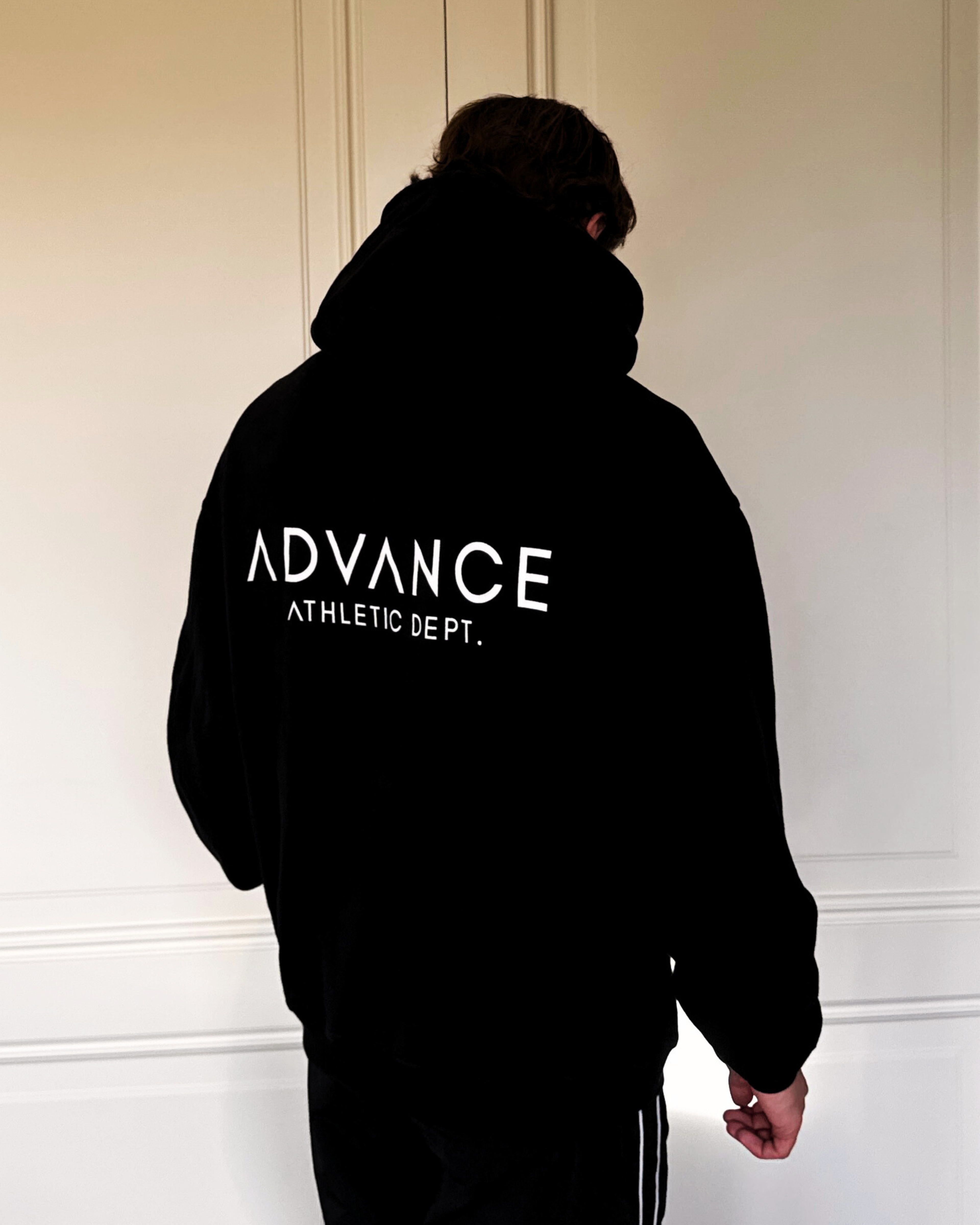 Core Hoodie True Black